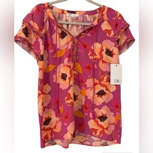Floral print women casual wear top.